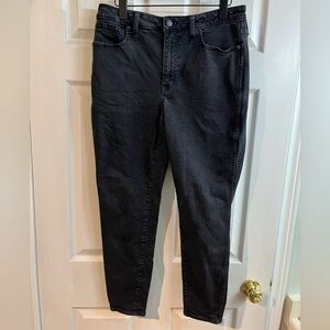 Madewell Curvy High-Rise Slim Straight Jeans, Size 31